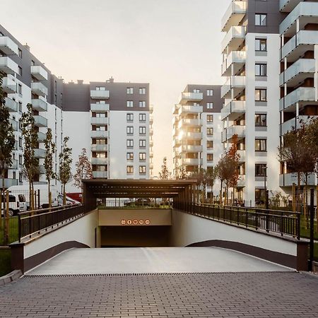 Enjoy! Ursus Apartment Warsawa Bagian luar foto