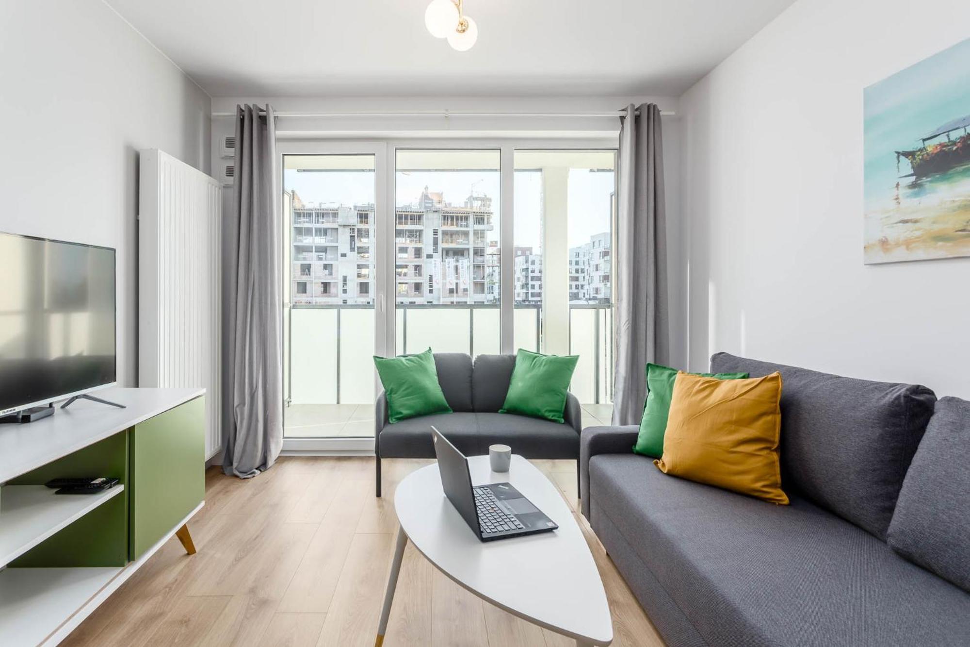 Enjoy! Ursus Apartment Warsawa Bagian luar foto