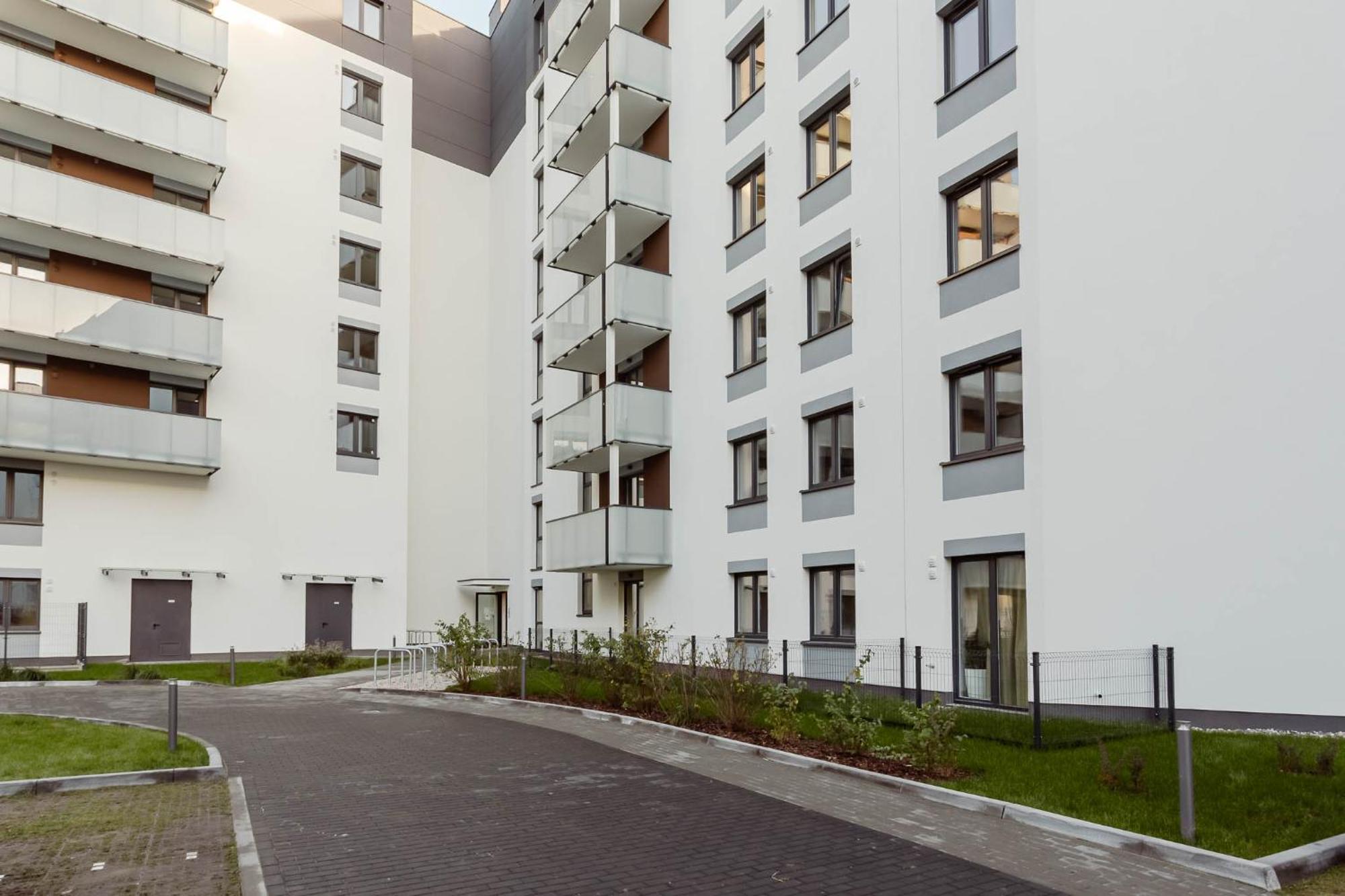 Enjoy! Ursus Apartment Warsawa Bagian luar foto