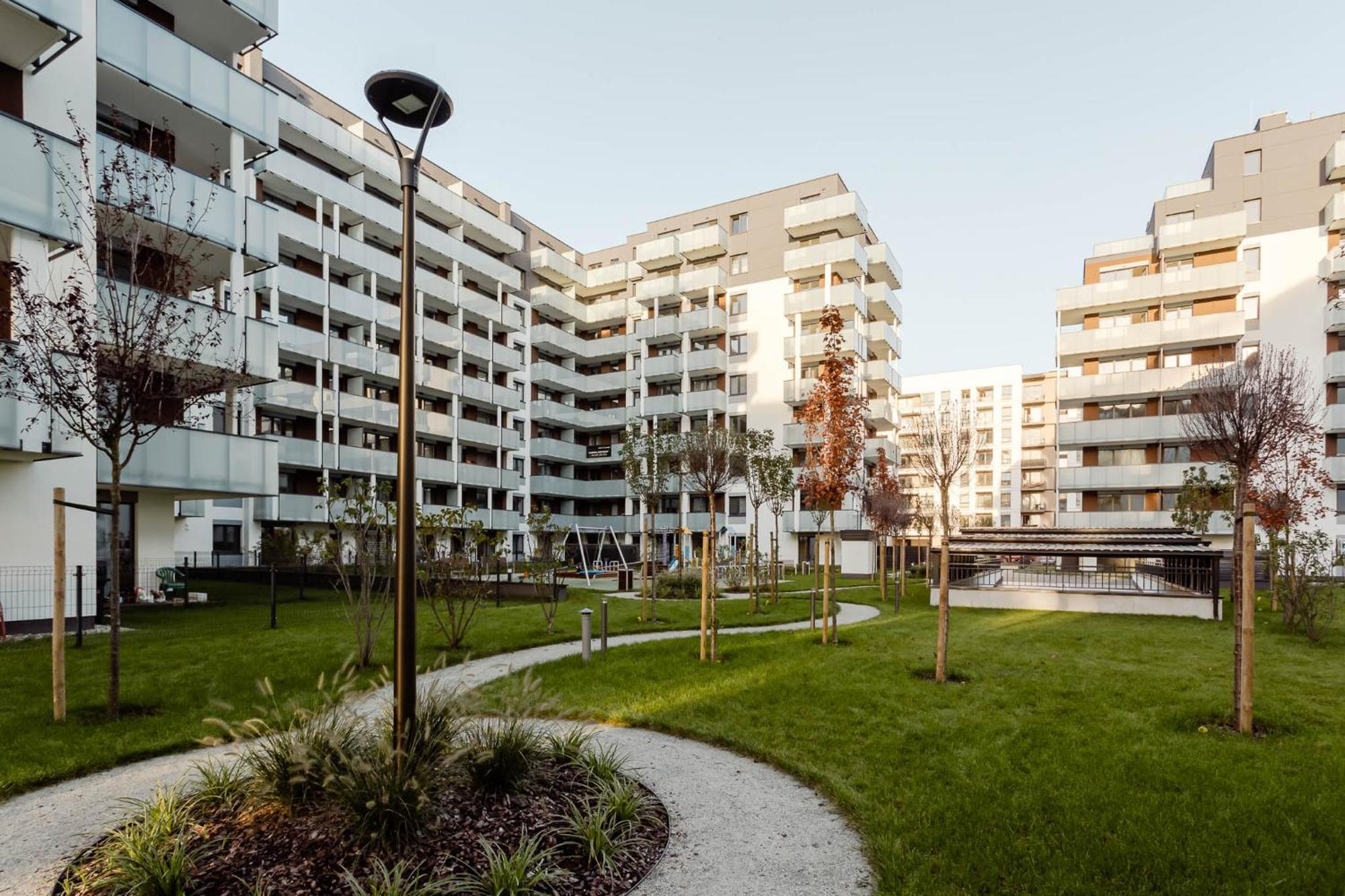 Enjoy! Ursus Apartment Warsawa Bagian luar foto