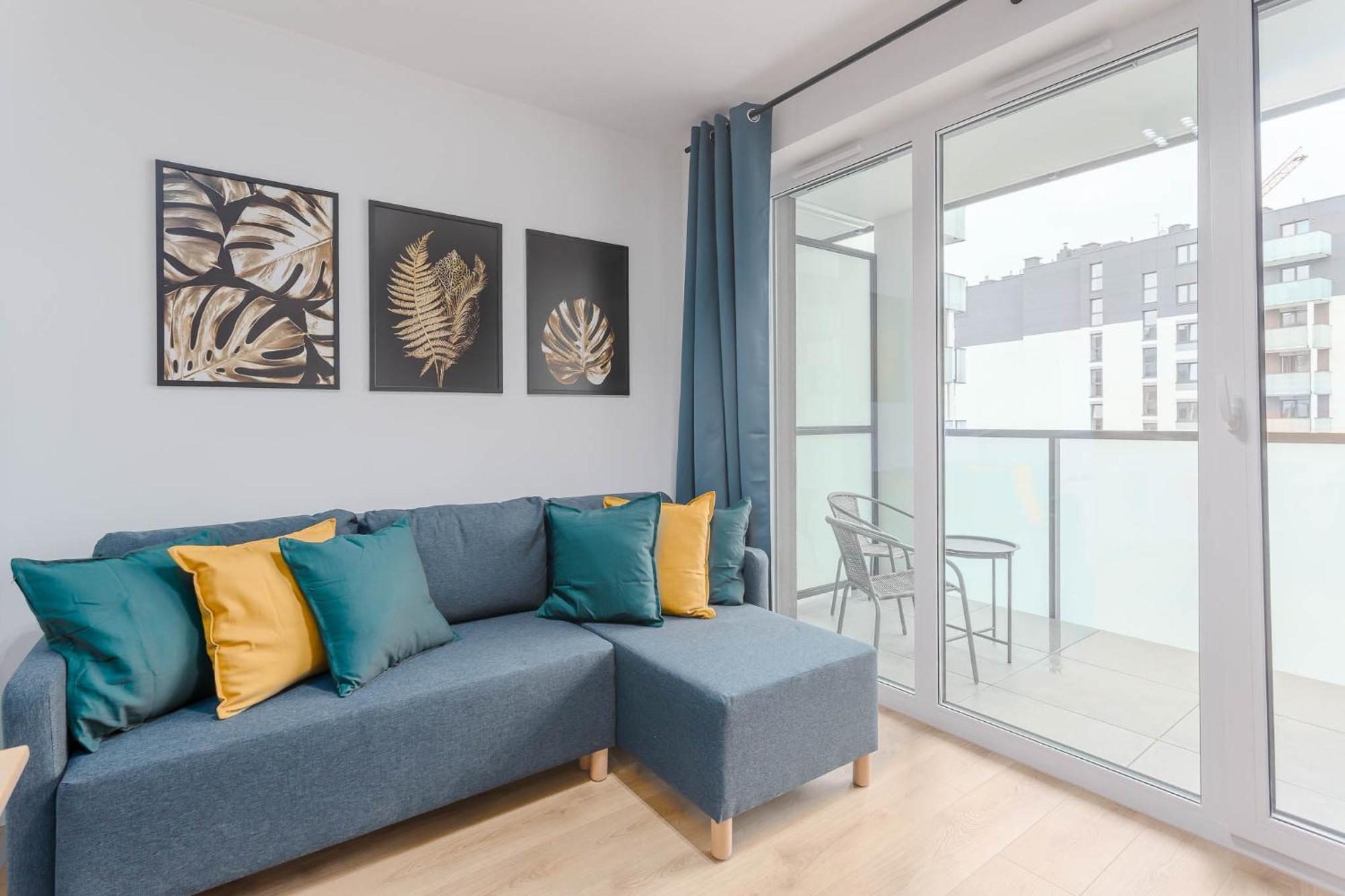 Enjoy! Ursus Apartment Warsawa Bagian luar foto