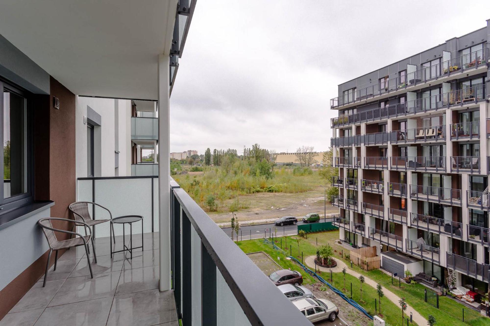 Enjoy! Ursus Apartment Warsawa Bagian luar foto