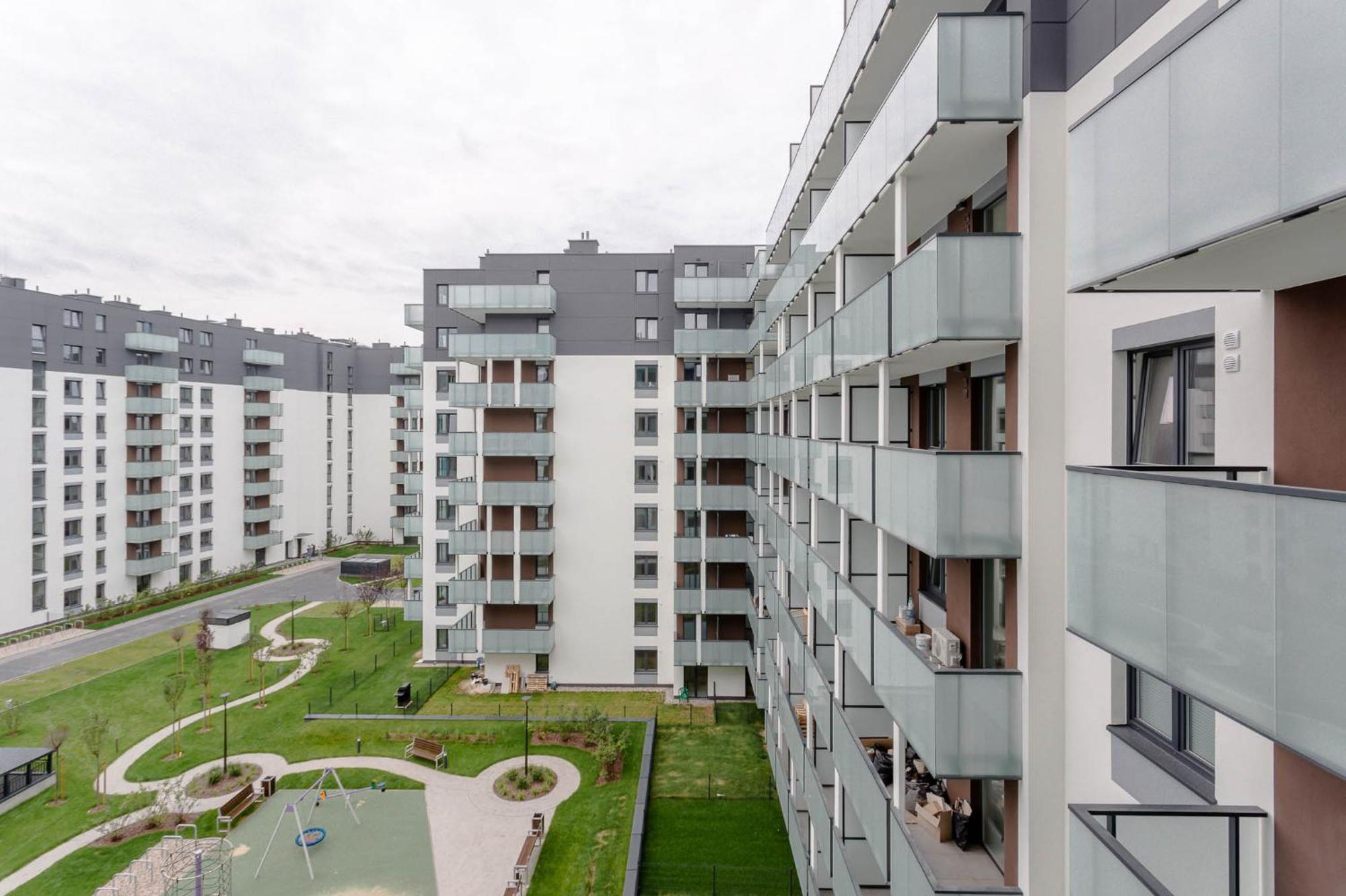 Enjoy! Ursus Apartment Warsawa Bagian luar foto